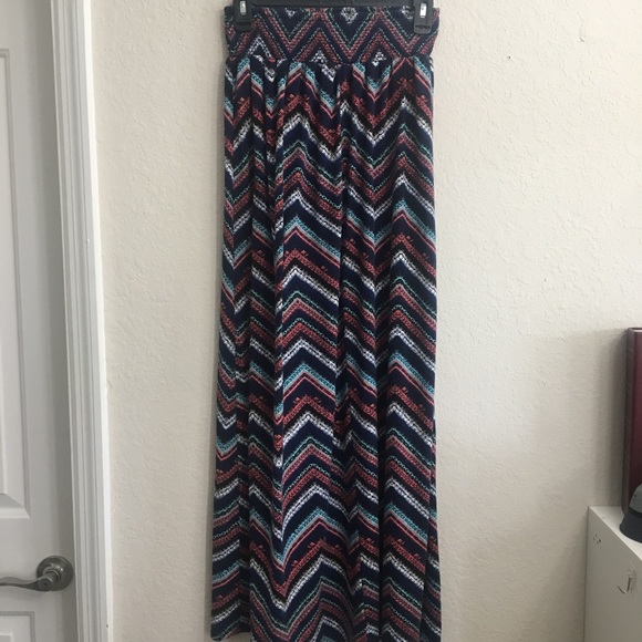 Joe Benbasset Dresses & Skirts - Joe B by Joe Benbasset Maxi Tribal Print Skirt Joe Benbasset Dresses & Skirts - Joe B by Joe Benbasset Maxi Tribal Print Skirt